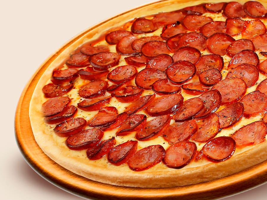 1 Pizza Média + 1 refri 500/600ml +1 açaí 300ml