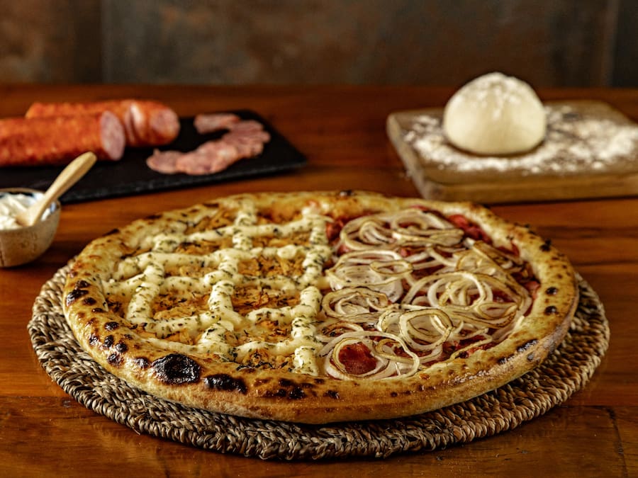 1/2 Calabresa + 1/2 Frango com Catupiry (40cm) Gigante