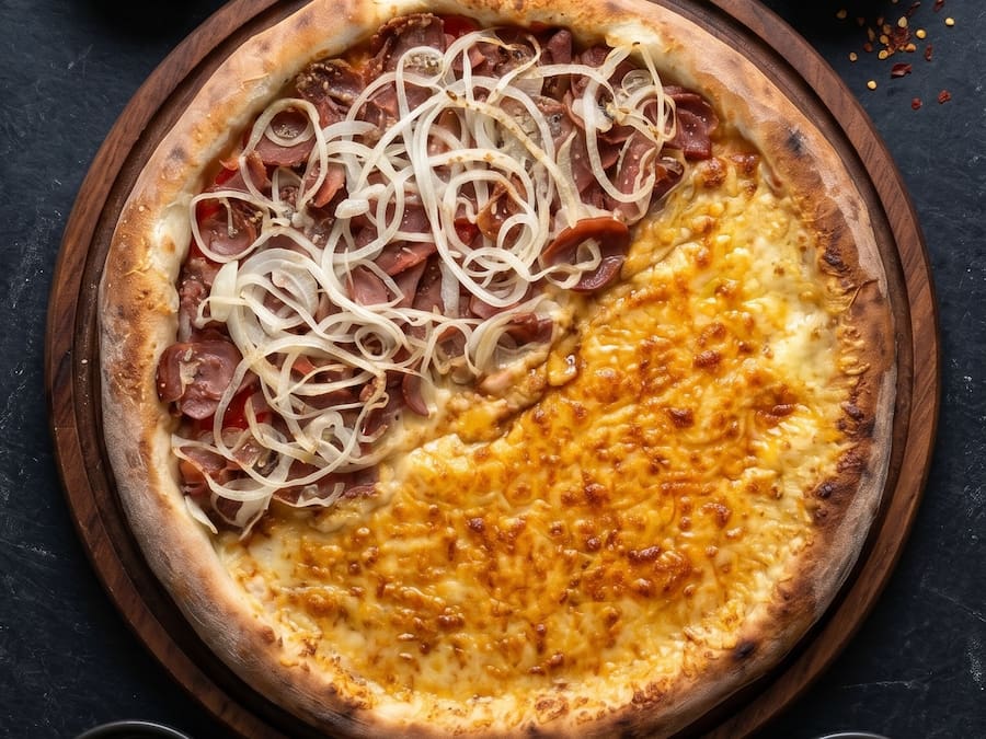 1/2 Gratinata 1/2 Calabresa com Cebola