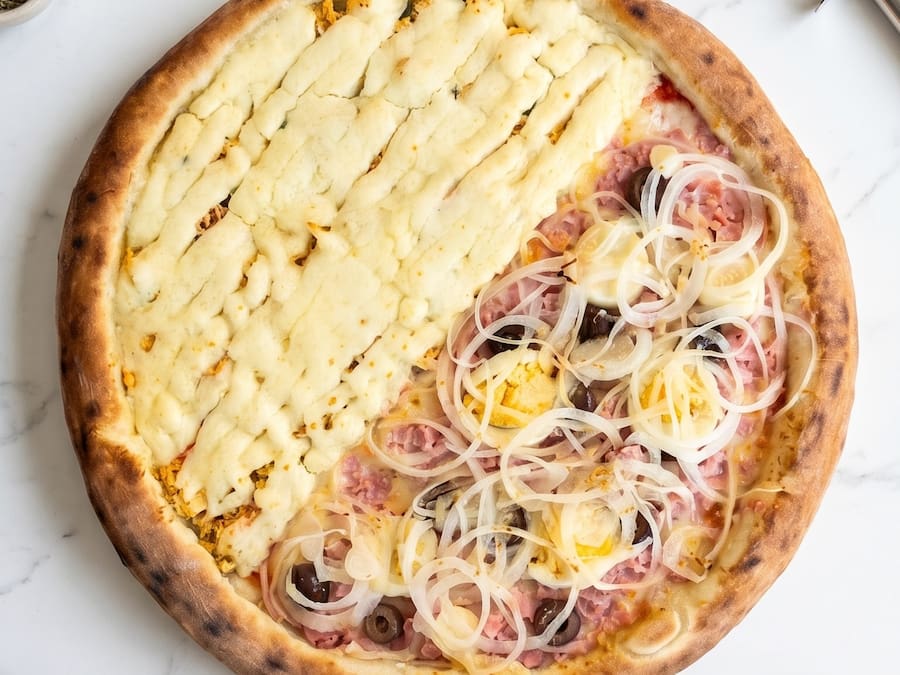 1/2 Portuguesa 1/2 Frango com Catupiry