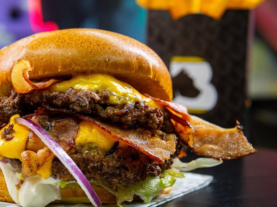 2 Pit Bull + Batata Grátis