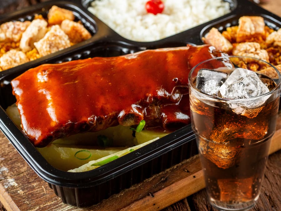 2 Pratos com churrasco 2 refri Gràtis