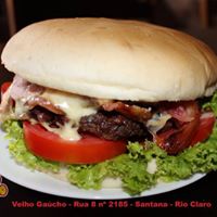 ;:279 - x-salada duplo