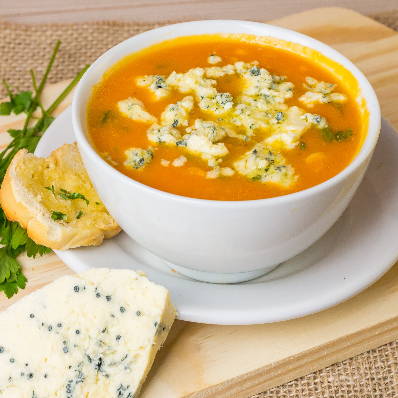 CREME DE ABÓBORA COM GORGONZOLA