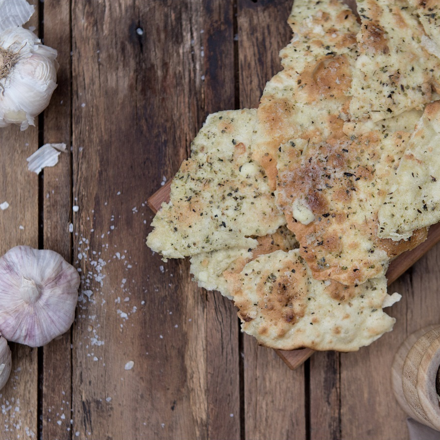Crostata Alho, Orégano e Parmesão 🌱