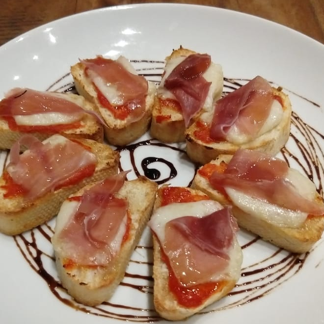 Bruschetta Parma com Mel