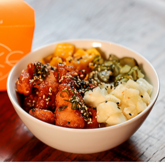 Poke de Salmão Empanado