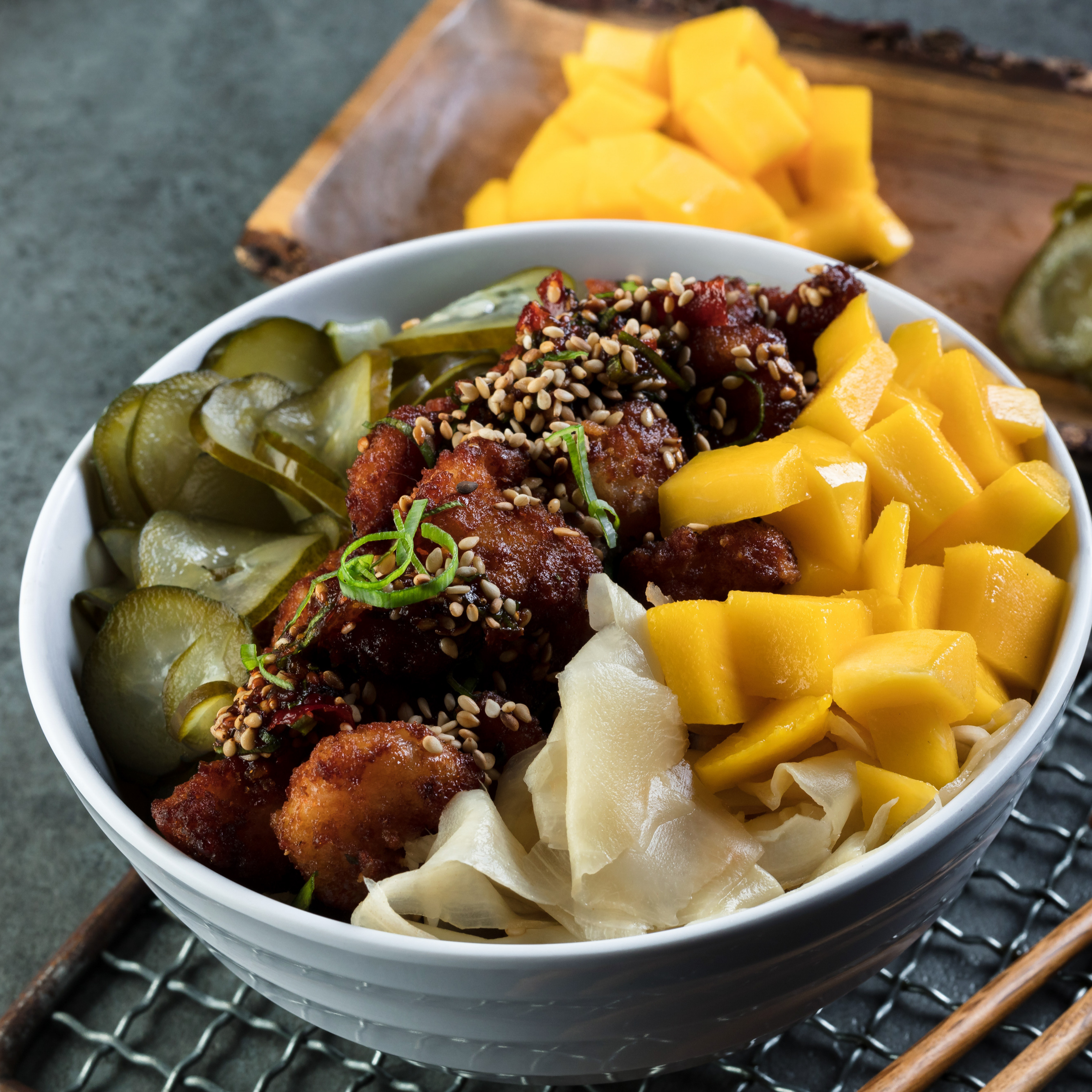 Poke de Camarão Empanado (PICANTE)