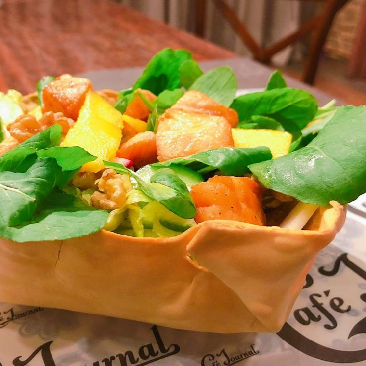 Cestinha de verdes & cubos de salmão+Refri