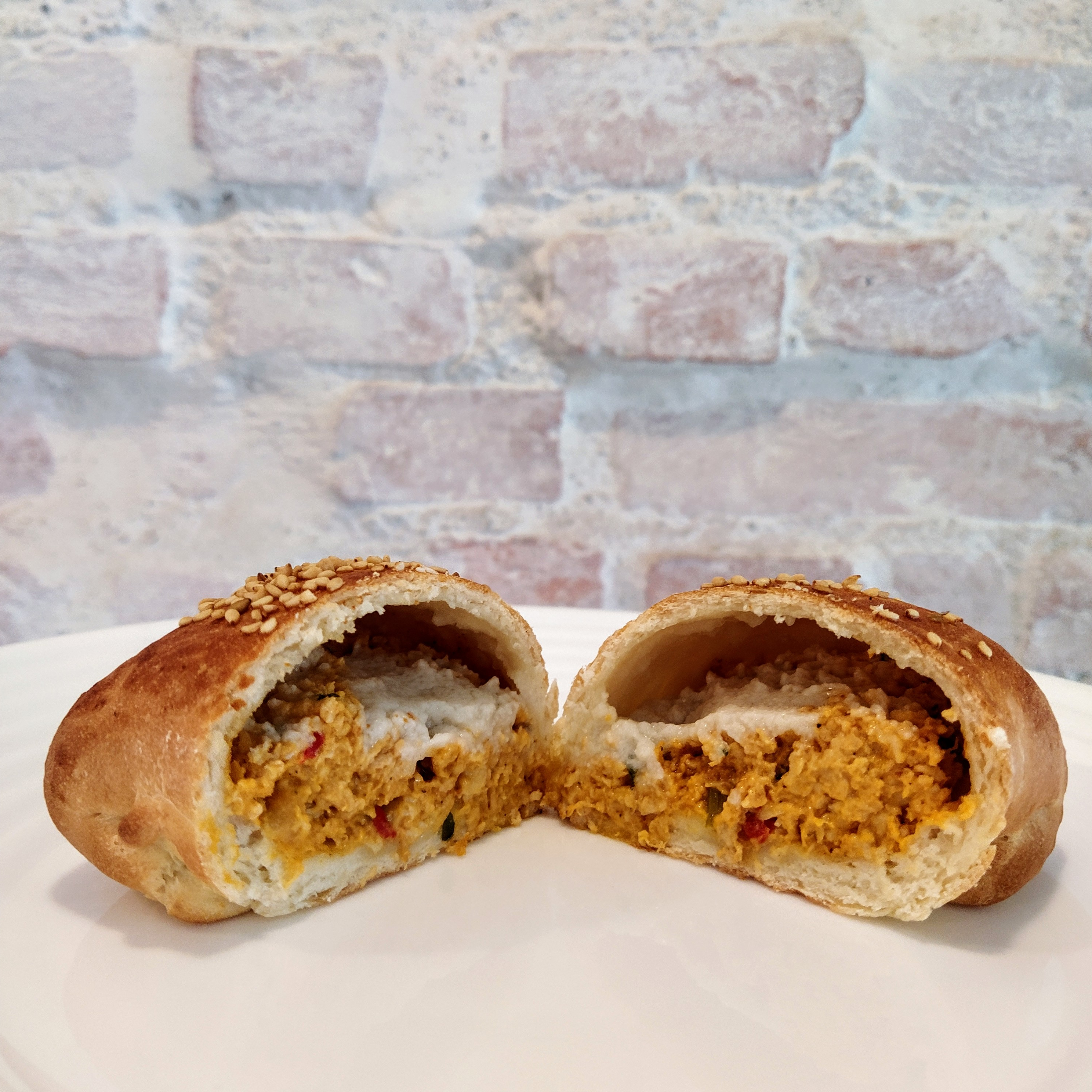 Salgado de Frango vegetal com Cream Cheese culinário