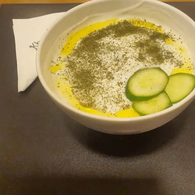 Coalhada fresca com pepino