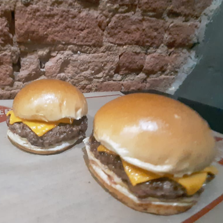 Promoção 2 Cheeseburger 
