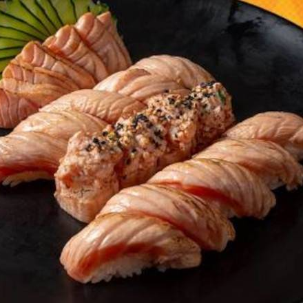 Comb. Salmão Maçaricado - 20 un