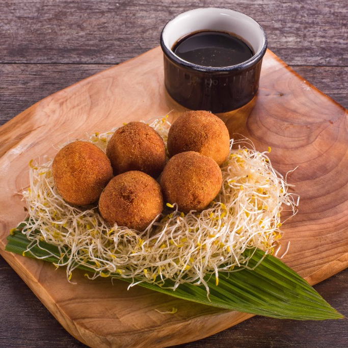 Bolinho de salmão - 5 peças