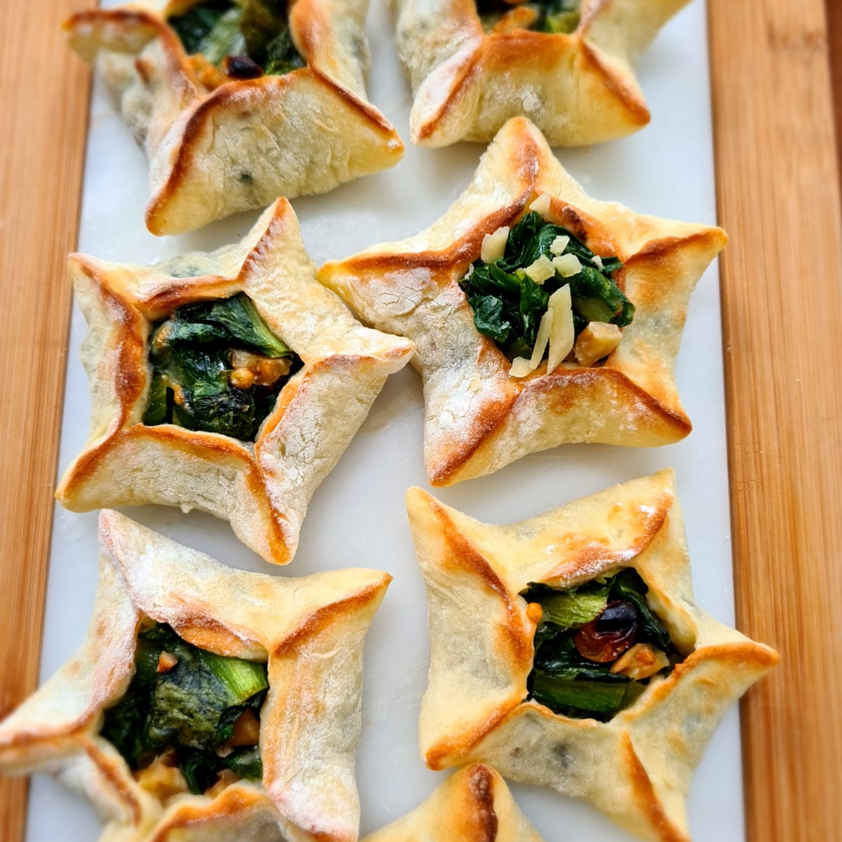 Escarola com Nozes e Uvas Passas - 6 unidades