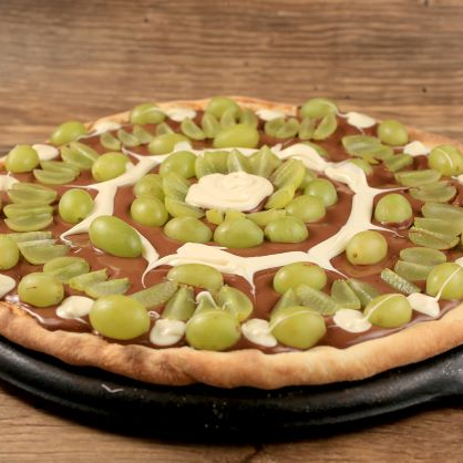 CHOCOLATE AO LEITE COM UVA