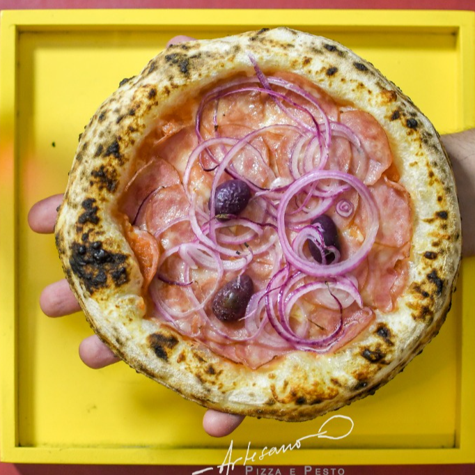 Mini Calabresa mais Taça de Vinho