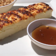 QUEIJO COM MELAÇO DE CANA DE AÇUCAR