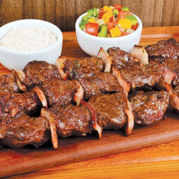 Espetinho de Carne Com Bacon 600g