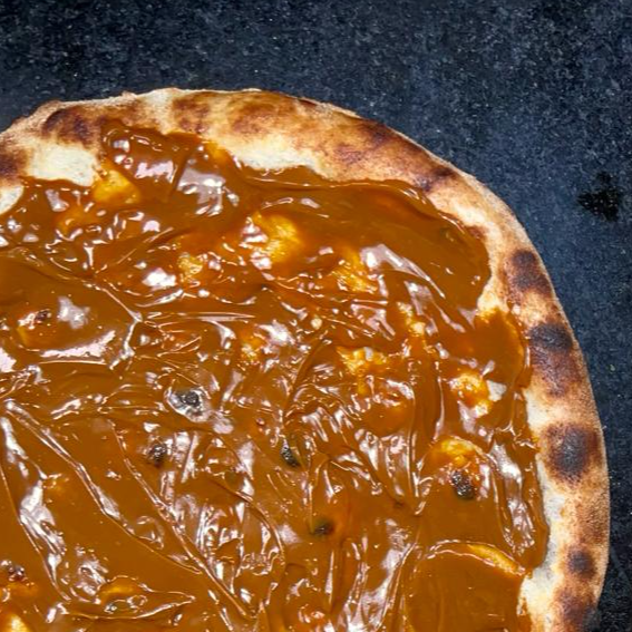 PIZZA DE DOCE DE LEITE