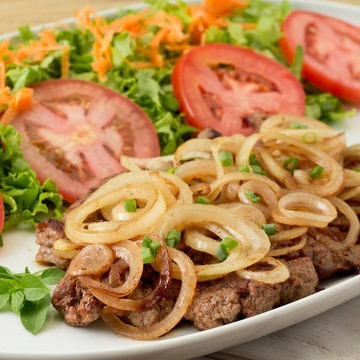 MARMITA DE BIFE ACEBOLADO