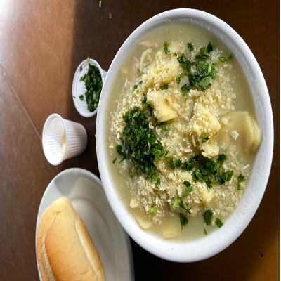 Sopa de Capeletti