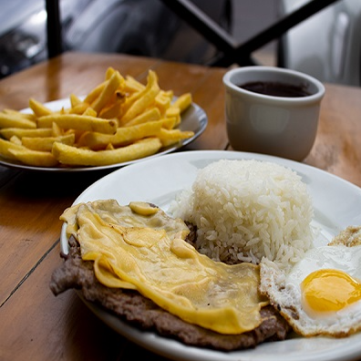 À la minuta de alcatra com queijo