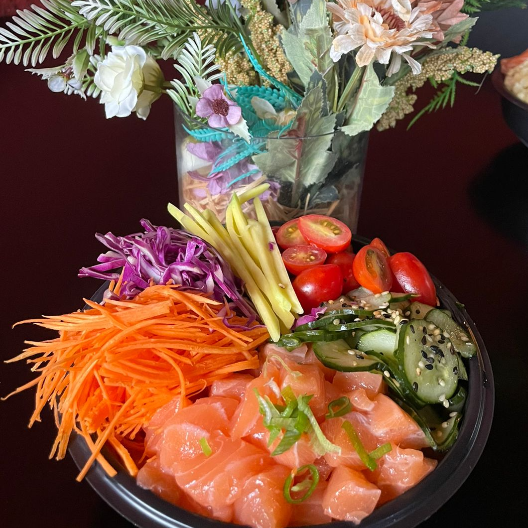 Poke Salmão ao molho 1