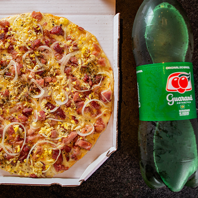 Pizza + refrigerante