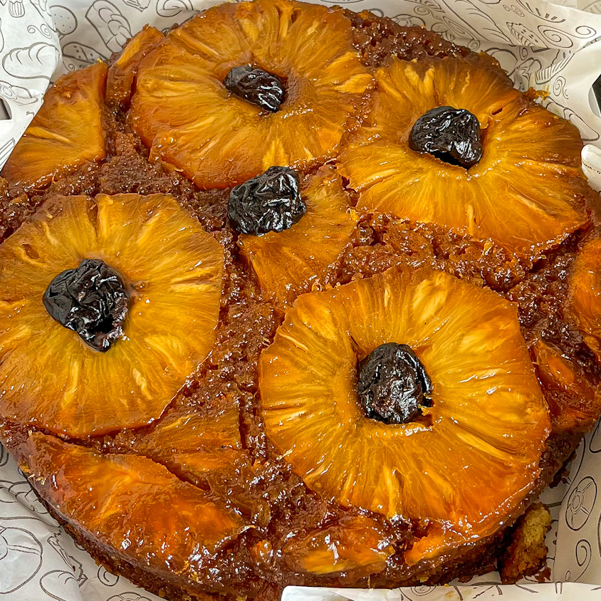 Torta de Abacaxi Caramelizada