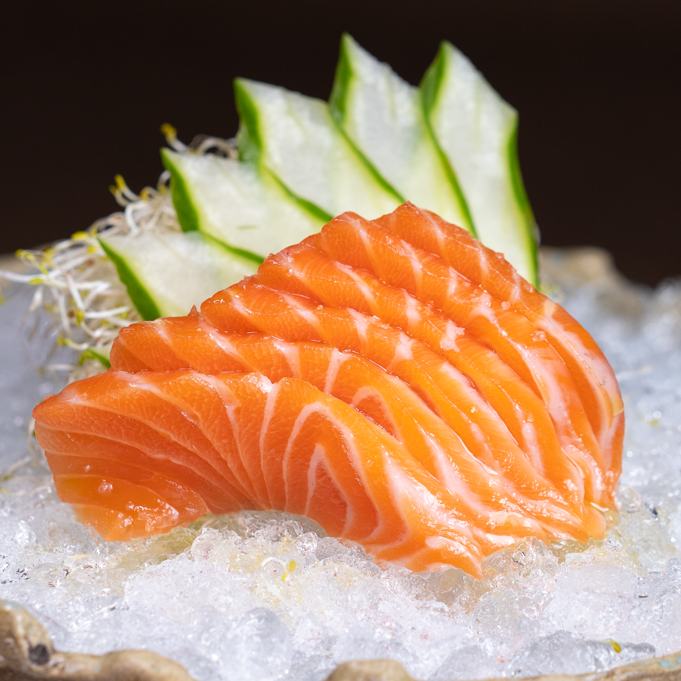 Sashimi Salmão Trufado (12 peças)