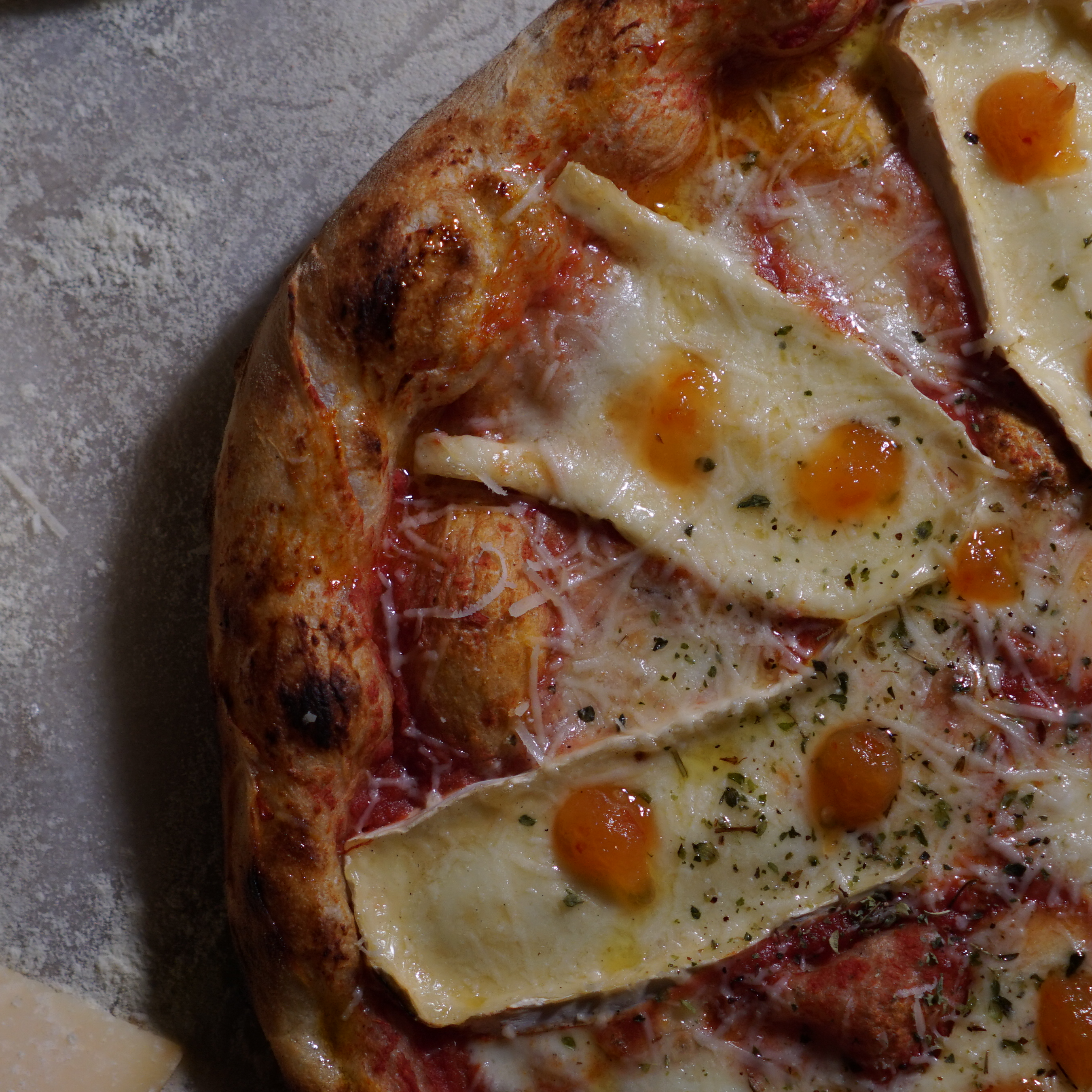 BRIE COM GELEIA DE PIMENTA