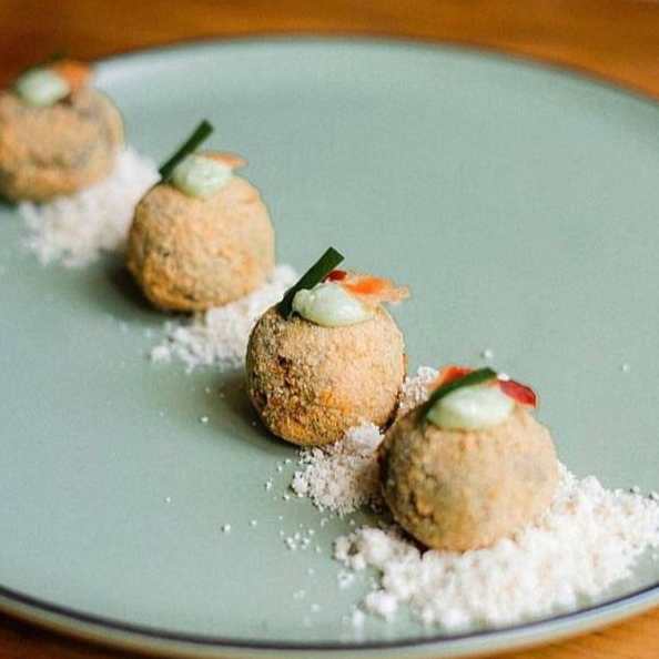 Bolinho de Maniçoba