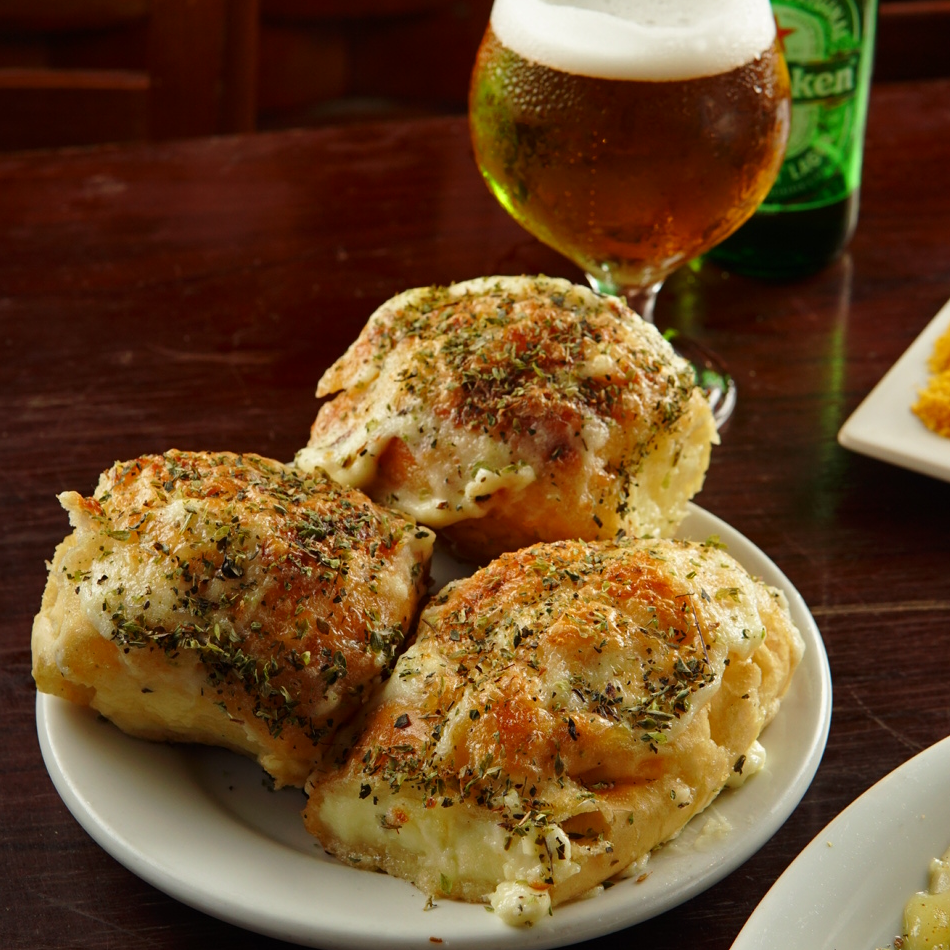 Pão de alho c/ queijo do reino