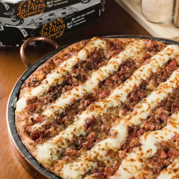 PIZZA GIGANTE   (8 PEDAÇOS) 