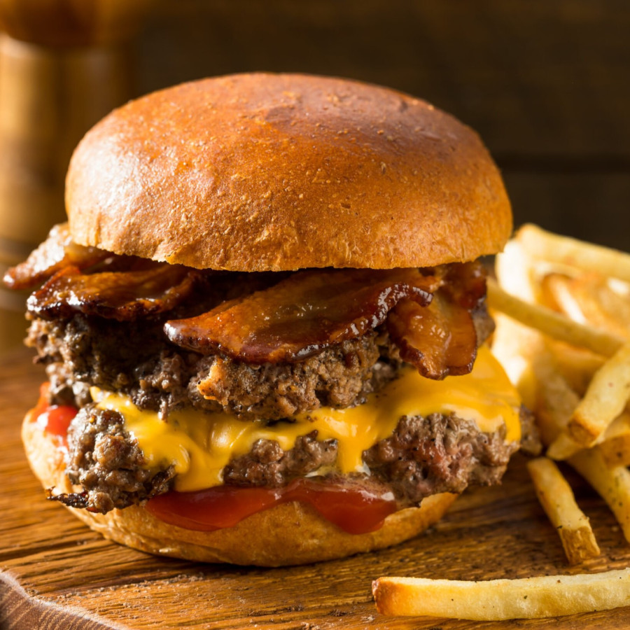 Hambúrguer Clássico Duplo