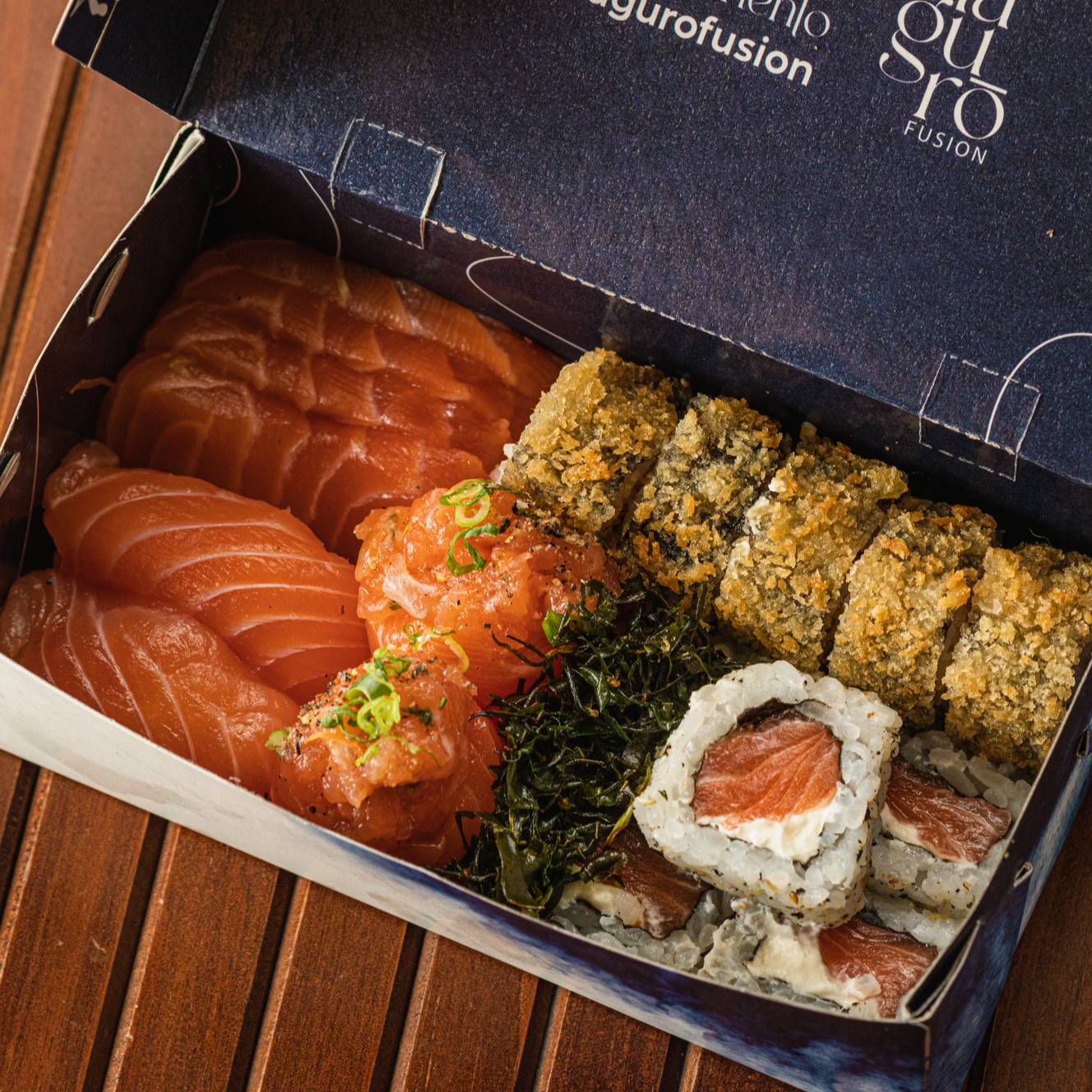 Combo Mini Salmon (18 Peças)