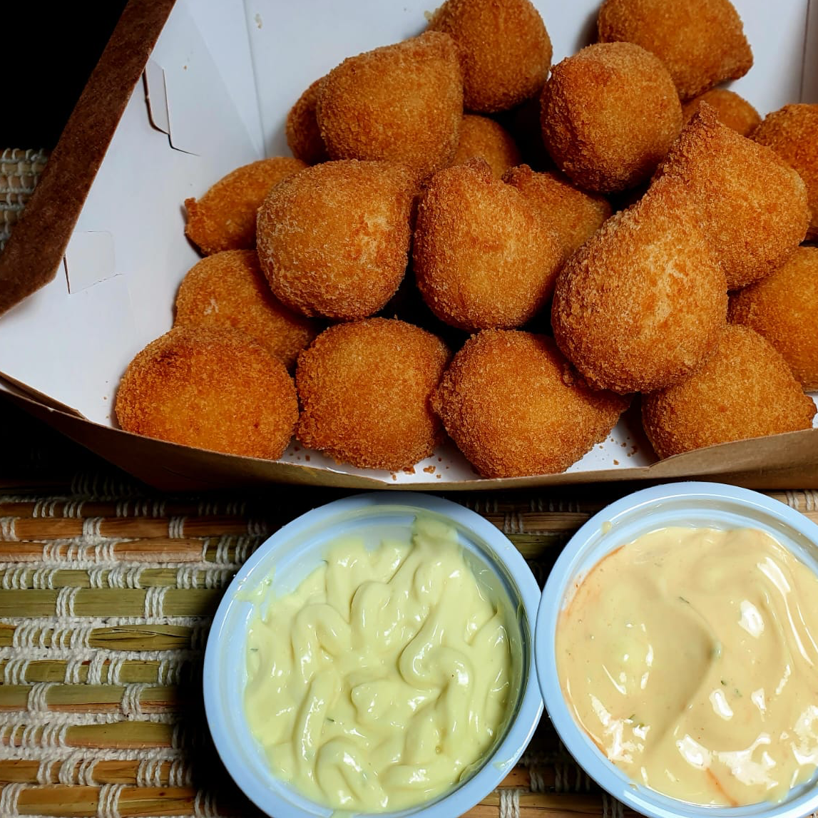 Mini coxinha de frango
