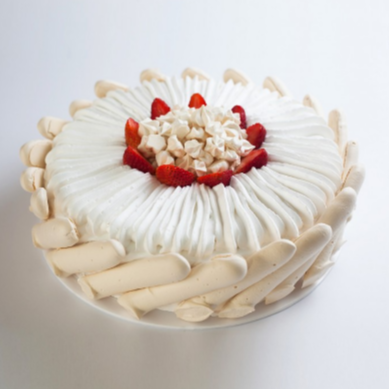 Bolo de Morango com Suspiro (Aprox. 1kg) - RETIRADA LOJA