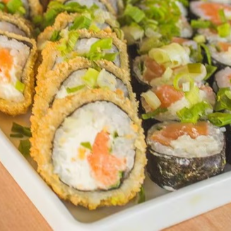 72 Peças - 24 Hots + 24 Filadelfias + 24 Uramakis skin 