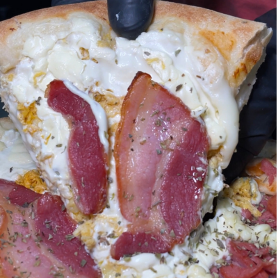 Pizza Frango Especial Cream Cheese e Bacon