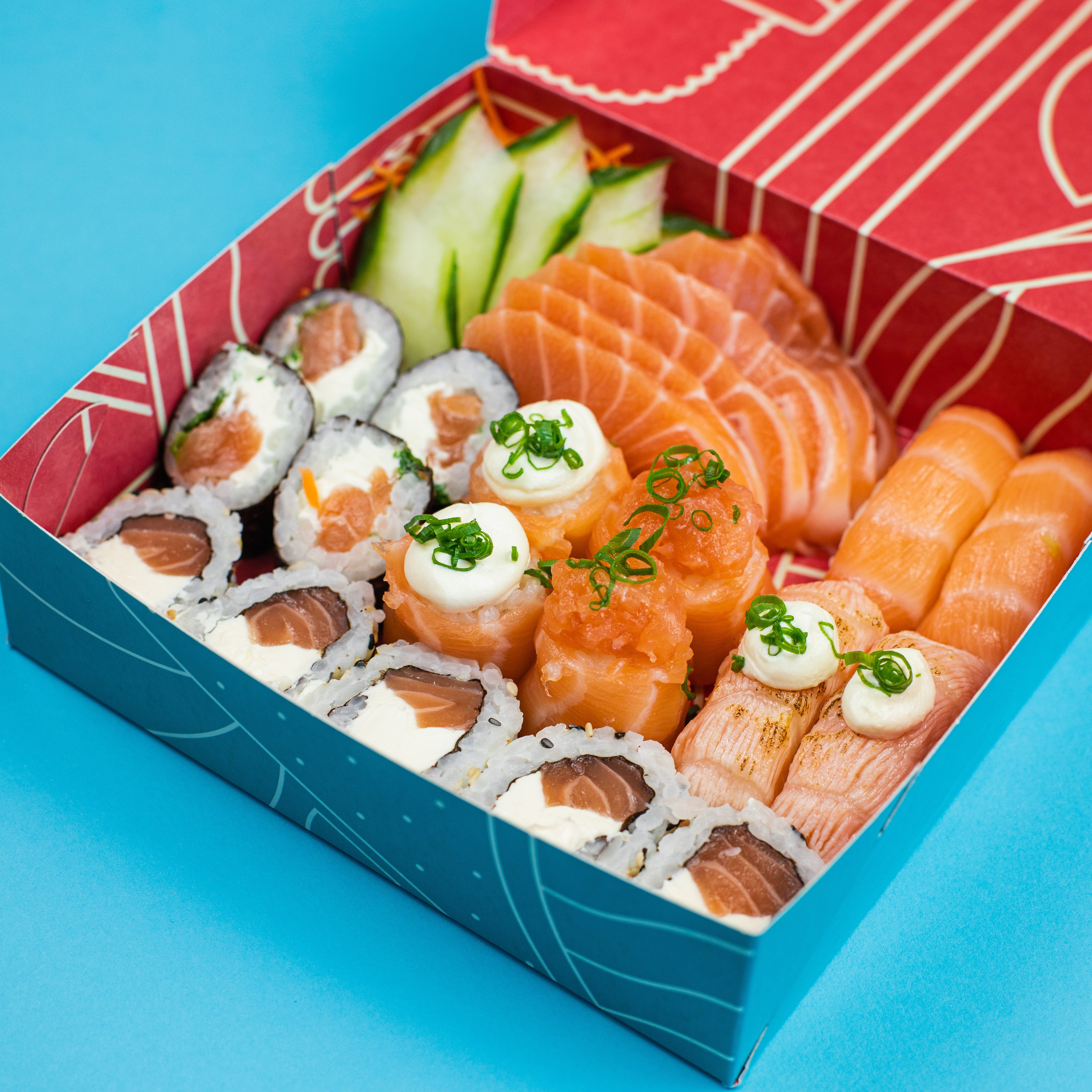 DOMINGO: Combo Salmão (23 peças)