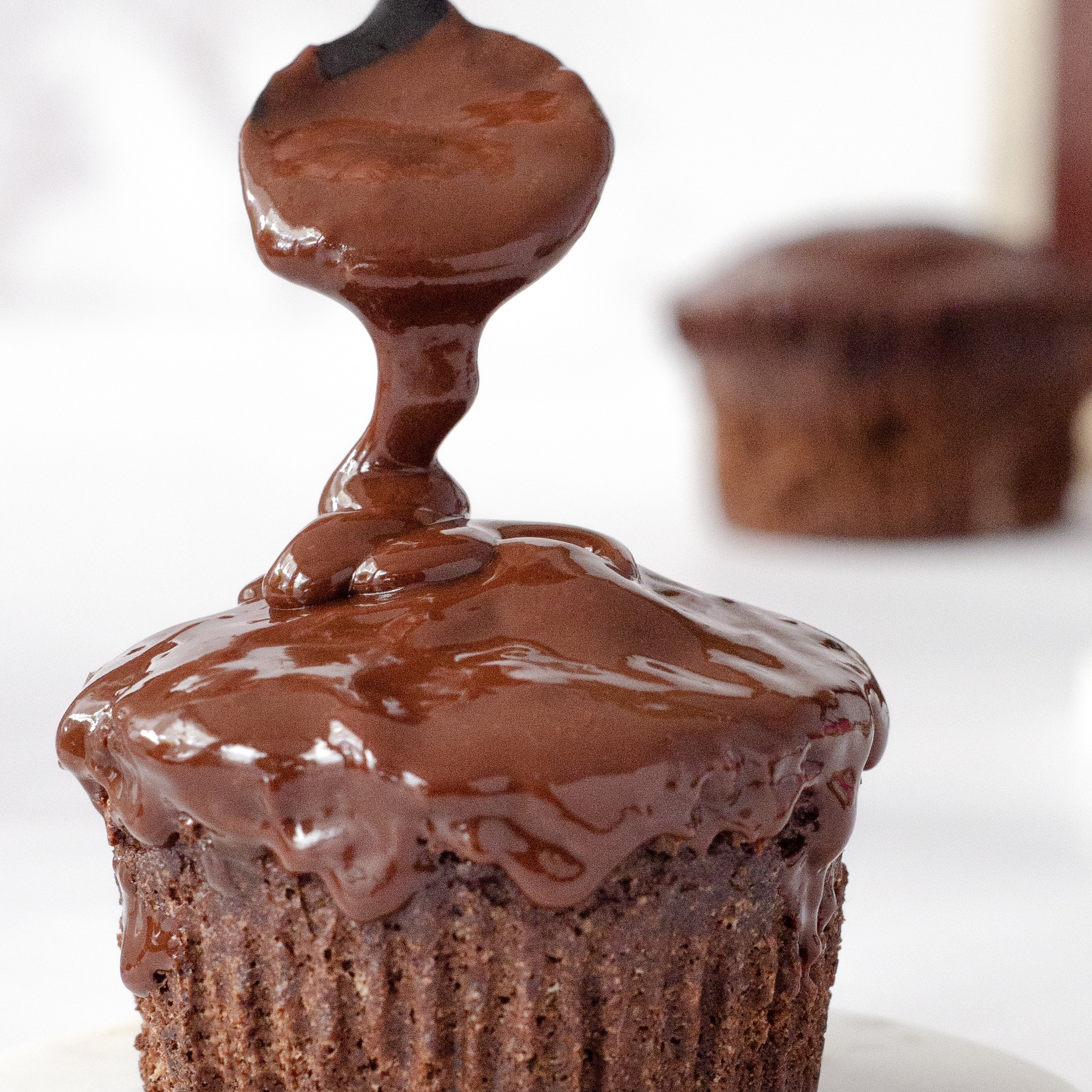 BOLO GOTAS DE CHOCOLATE 70%