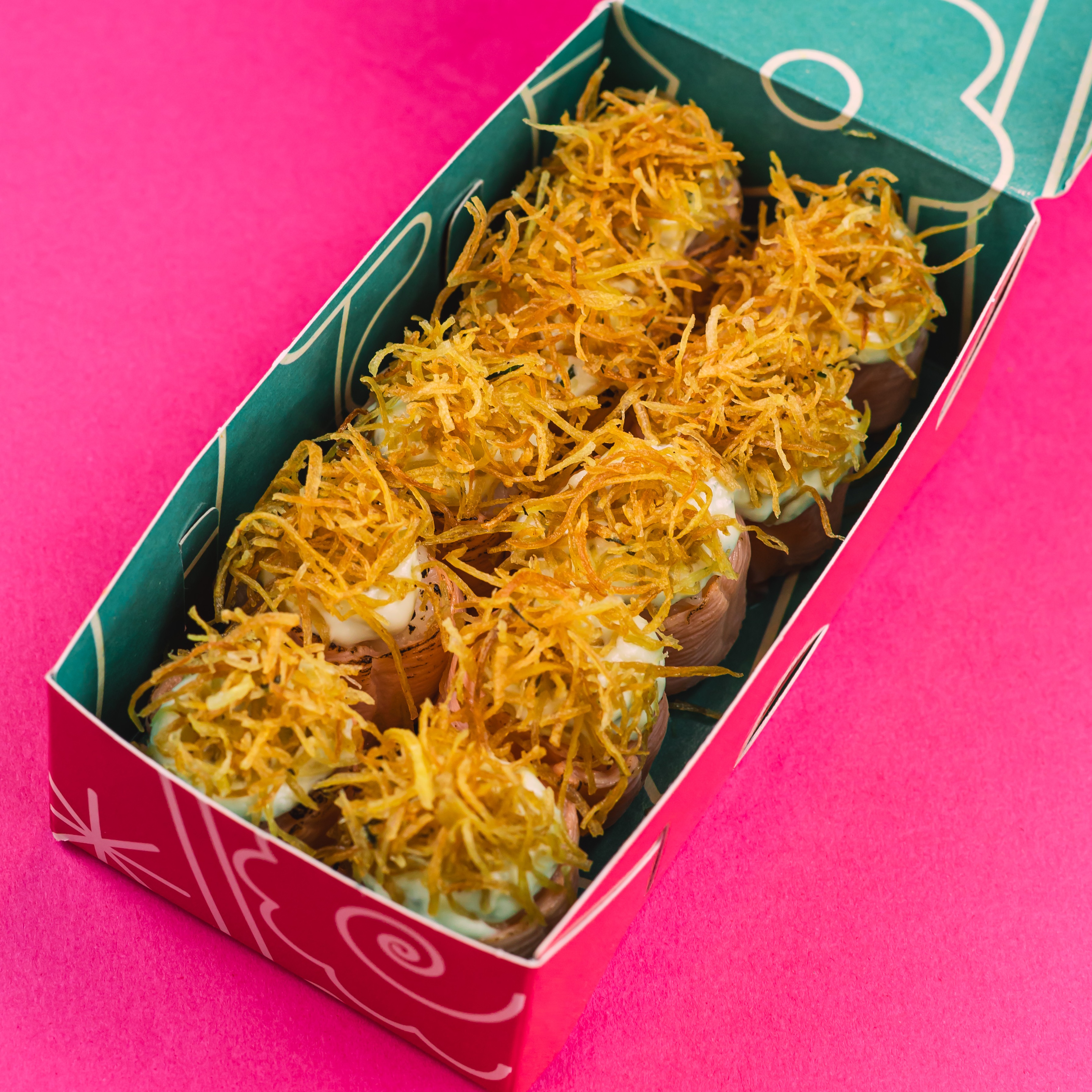 QUINTA: Gunkan Gorgonzola (10 unidades)