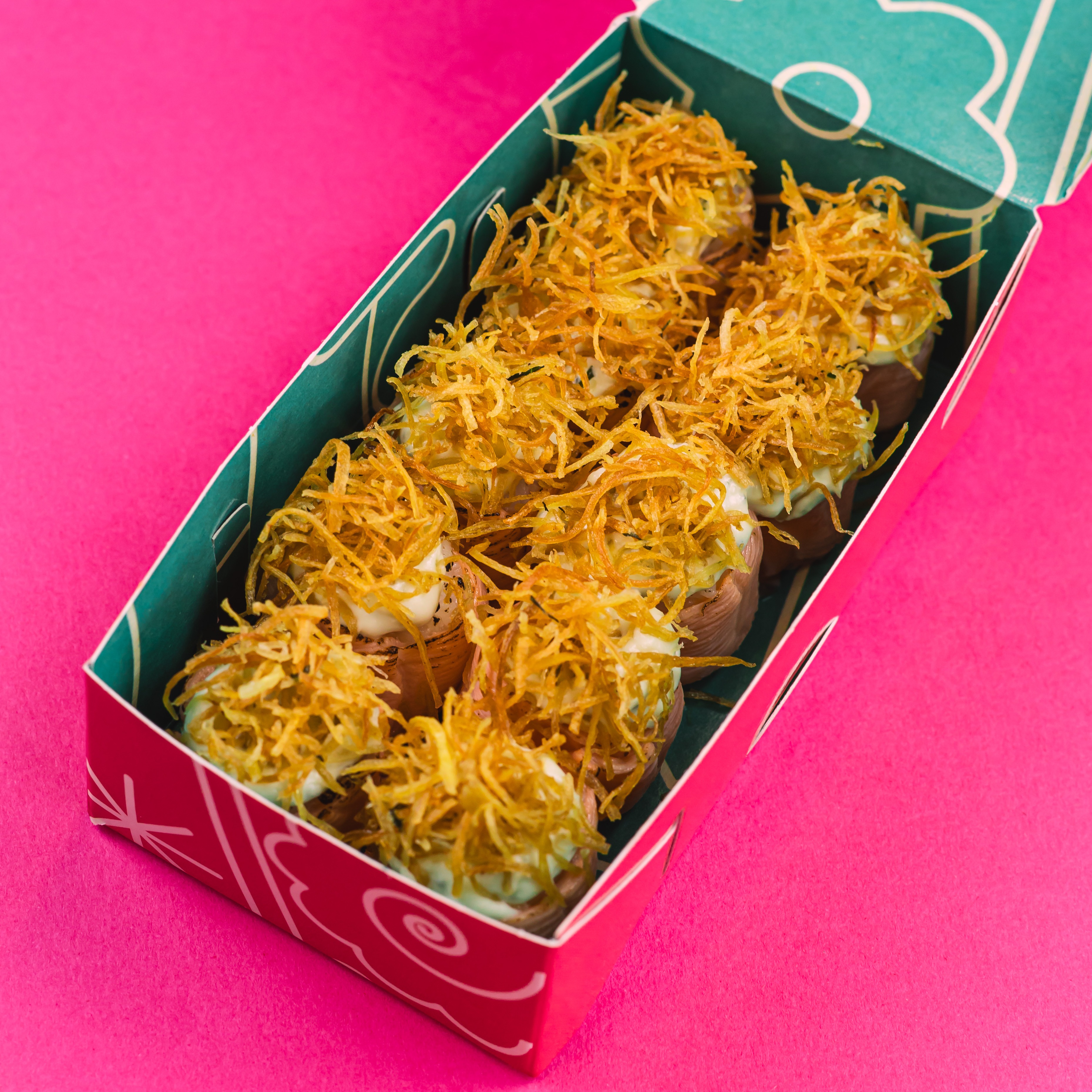 QUINTA: Gunkan Gorgonzola (10 unidades)