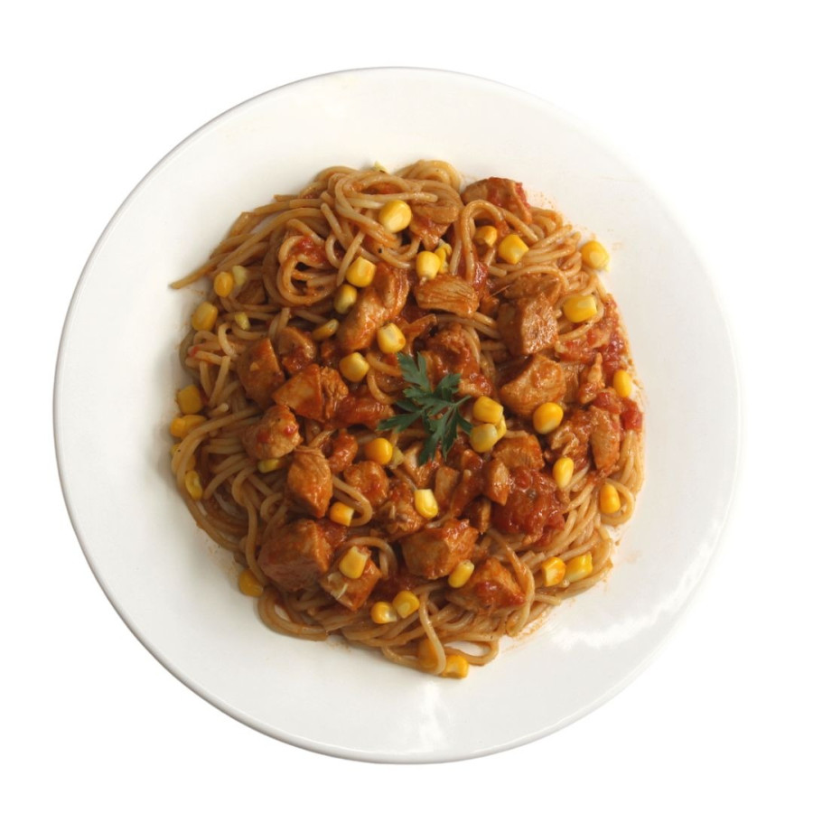 Spaghetti com Frango ao Molho Vermelho