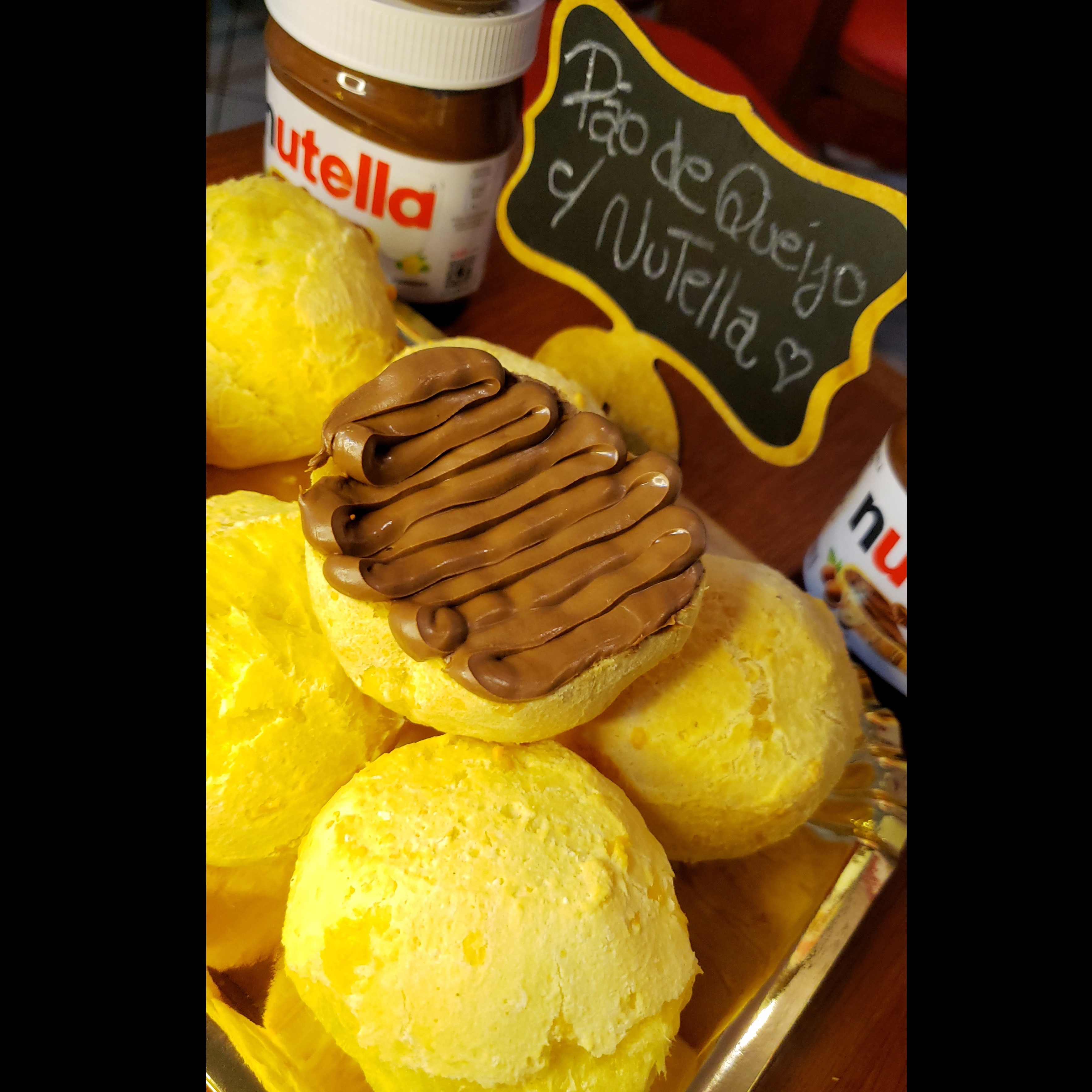 Pão de Queijo com Nutella