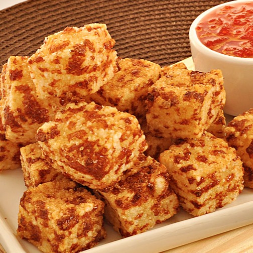 Dadinho de Tapioca com Queijo coalho .