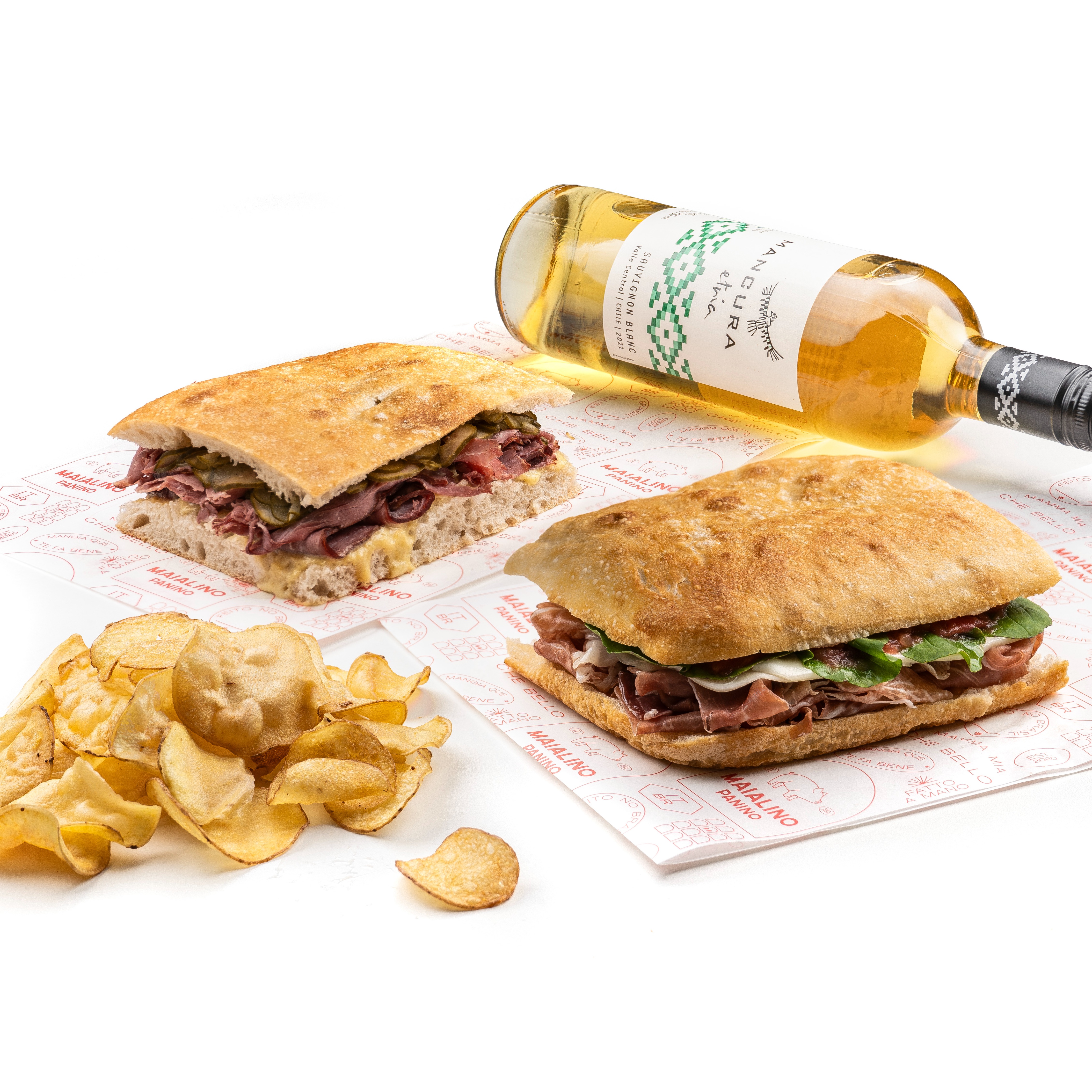 2 Paninos + 1 Vinho 750ml