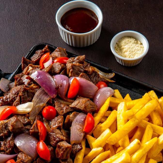 Carne de sol c/ fritas ou macaxeira frita